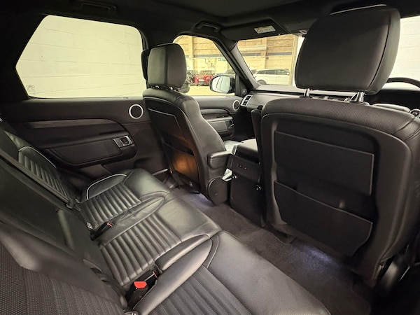 Used Land Rover Discovery 2018 for sale - 76072653: Photo 7