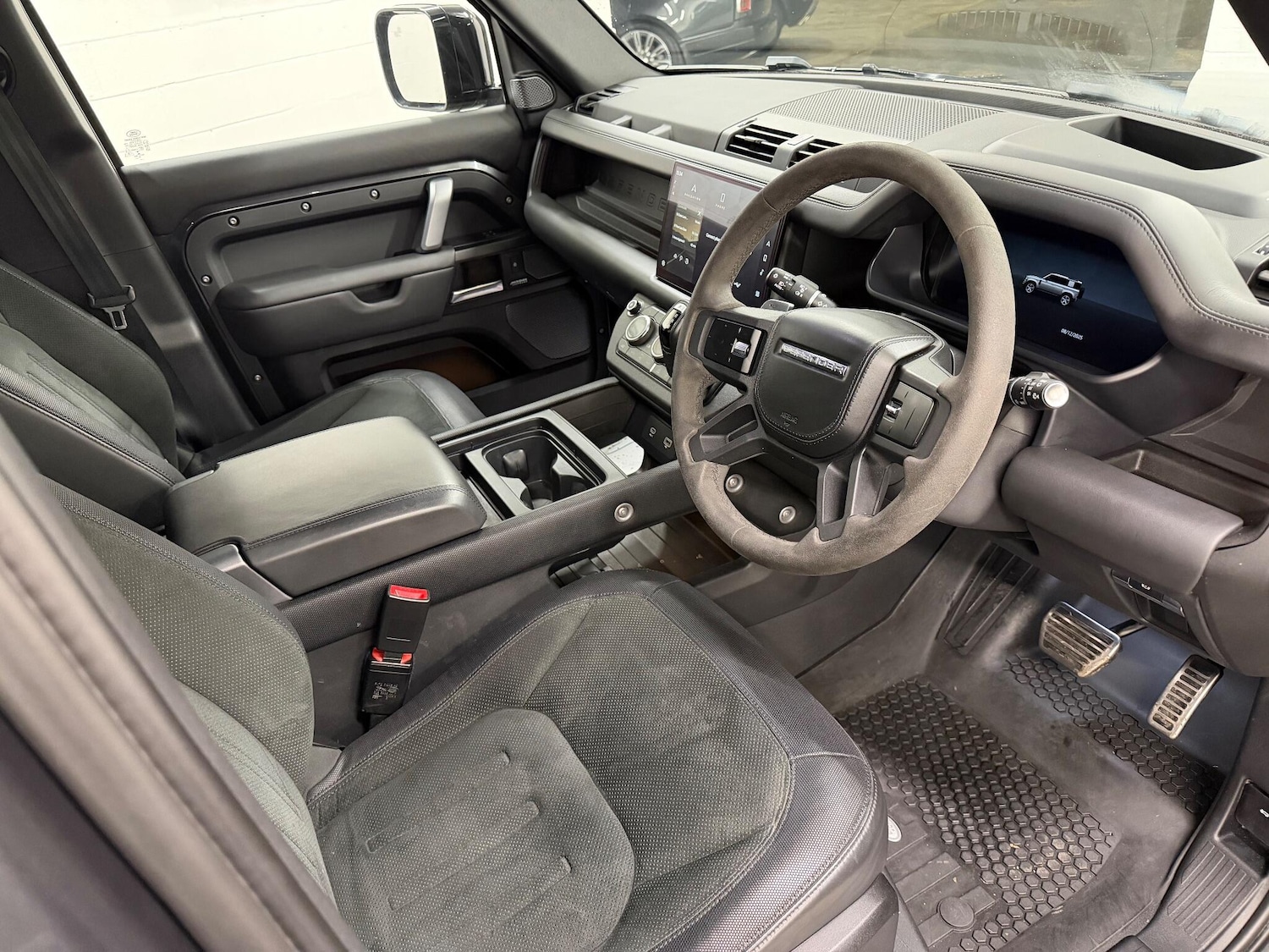 Used Land Rover Defender 2022 for sale - 77190406: Photo 20