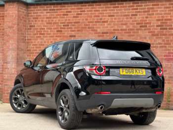 Used Land Rover Discovery Sport 2018 for sale - 75050516: Photo