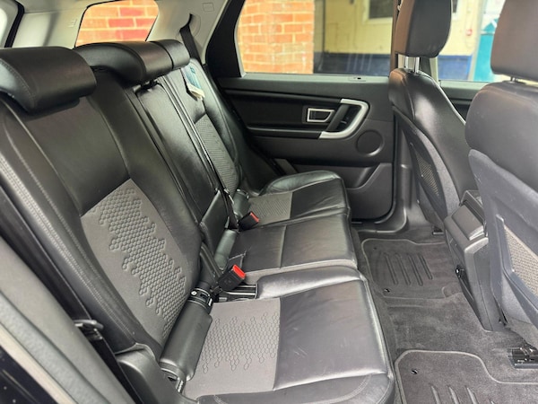 Used Land Rover Discovery Sport 2018 for sale - 74978103: Photo 12