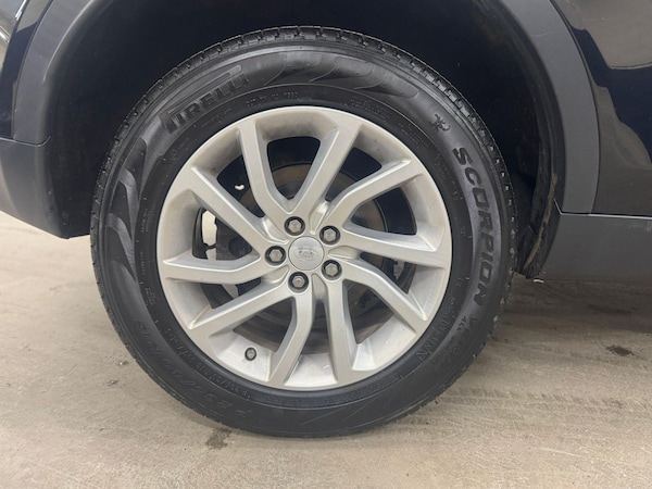 Used Land Rover Discovery Sport 2018 for sale - 74978103: Photo 13