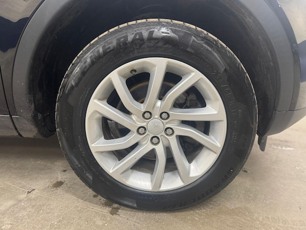 Used Land Rover Discovery Sport 2018 for sale - 74978103: Photo 14