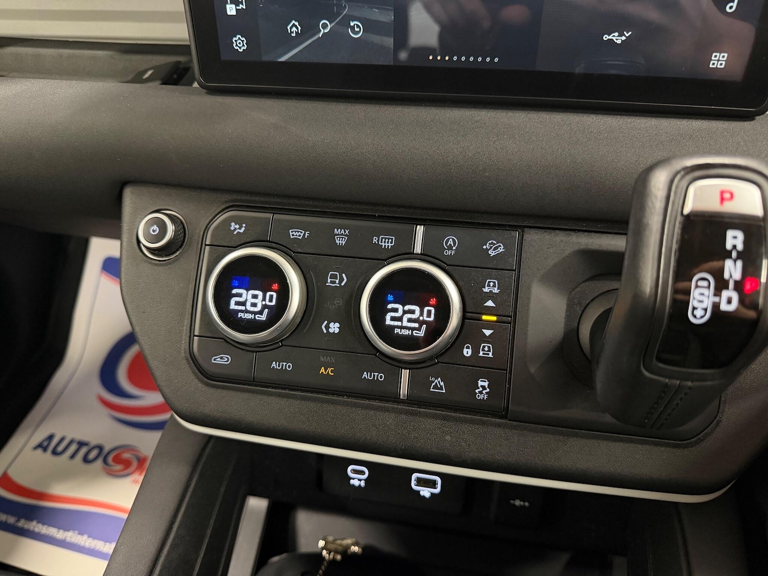 Used Land Rover Defender 2020 for sale - 76953089: Photo 17