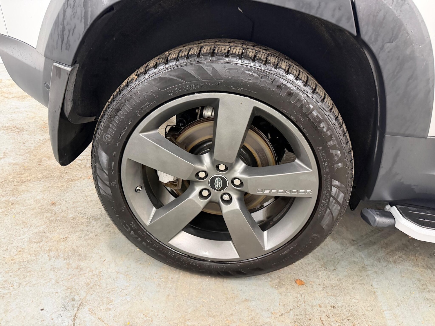 Used Land Rover Defender 2020 for sale - 76953089: Photo 23