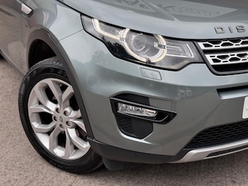 Used Land Rover Discovery Sport 2015 for sale - 77425070: Photo