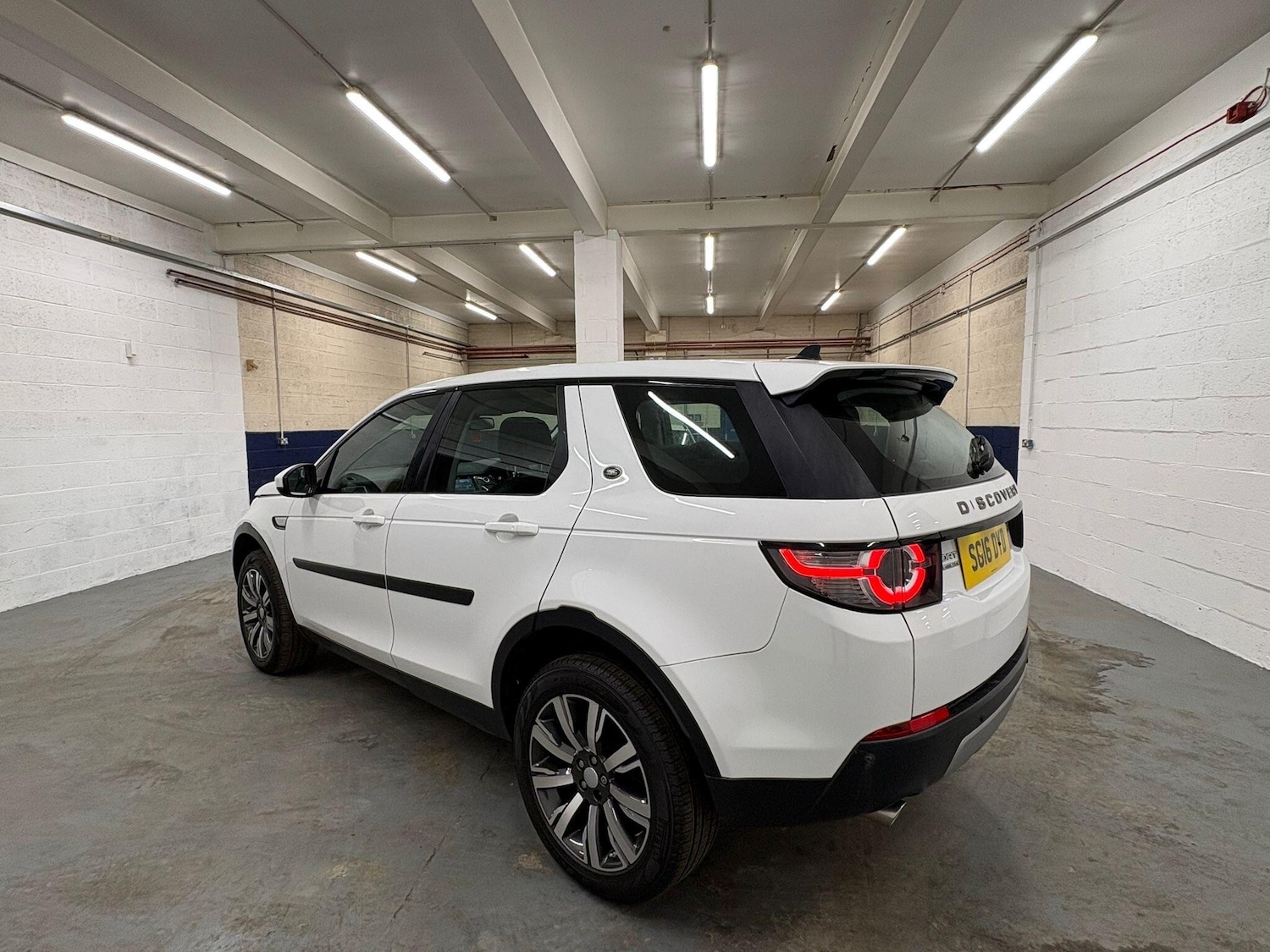 Used Land Rover Discovery Sport for sale - 77510052: Photo 5