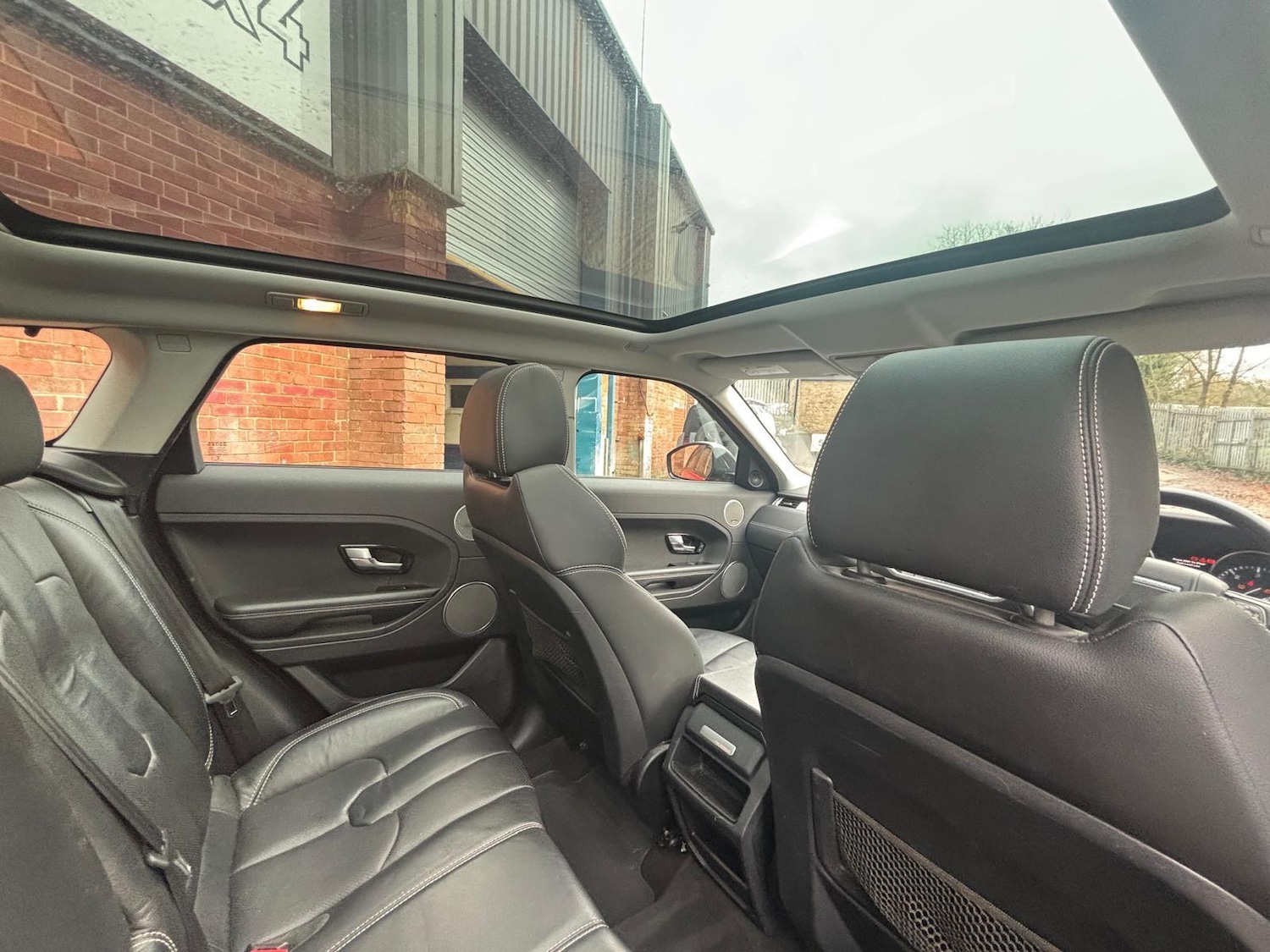 Used Land Rover Range Rover Evoque 2015 for sale - 76561369: Photo 28