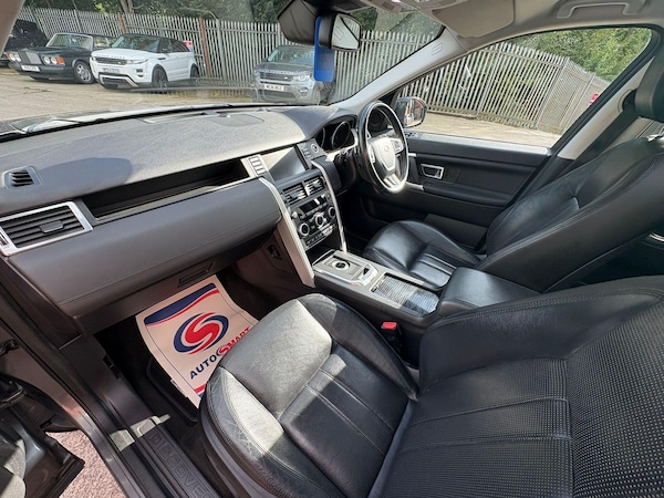 Used Land Rover Discovery Sport 2015 for sale - 75696274: Photo 15