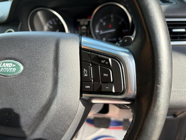Used Land Rover Discovery Sport 2015 for sale - 75696274: Photo 18