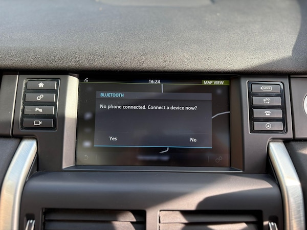 Used Land Rover Discovery Sport 2015 for sale - 75696274: Photo 19