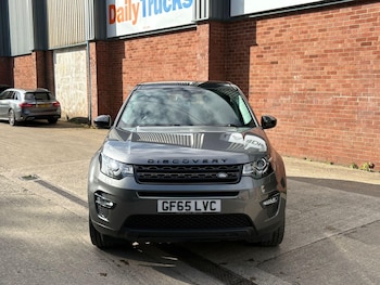 Used Land Rover Discovery Sport 2015 for sale - 75696274: Photo