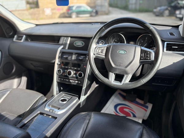 Used Land Rover Discovery Sport 2015 for sale - 75696274: Photo 31