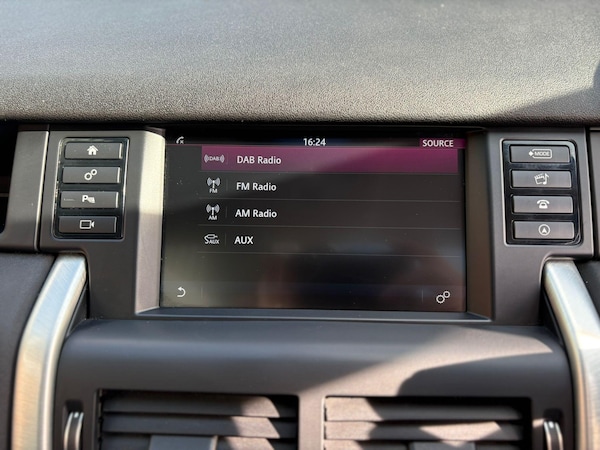 Used Land Rover Discovery Sport 2015 for sale - 75696274: Photo 36