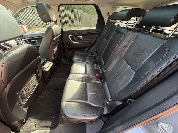 Used Land Rover Discovery Sport 2015 for sale - 75696274: Photo 43