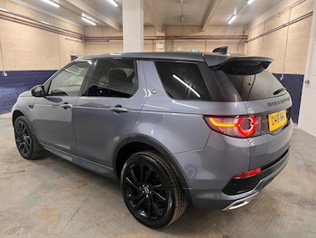 Used Land Rover Discovery Sport 2018 for sale - 77387709: Photo