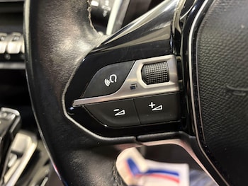 Used Peugeot 3008 2018 for sale - 76701562: Photo