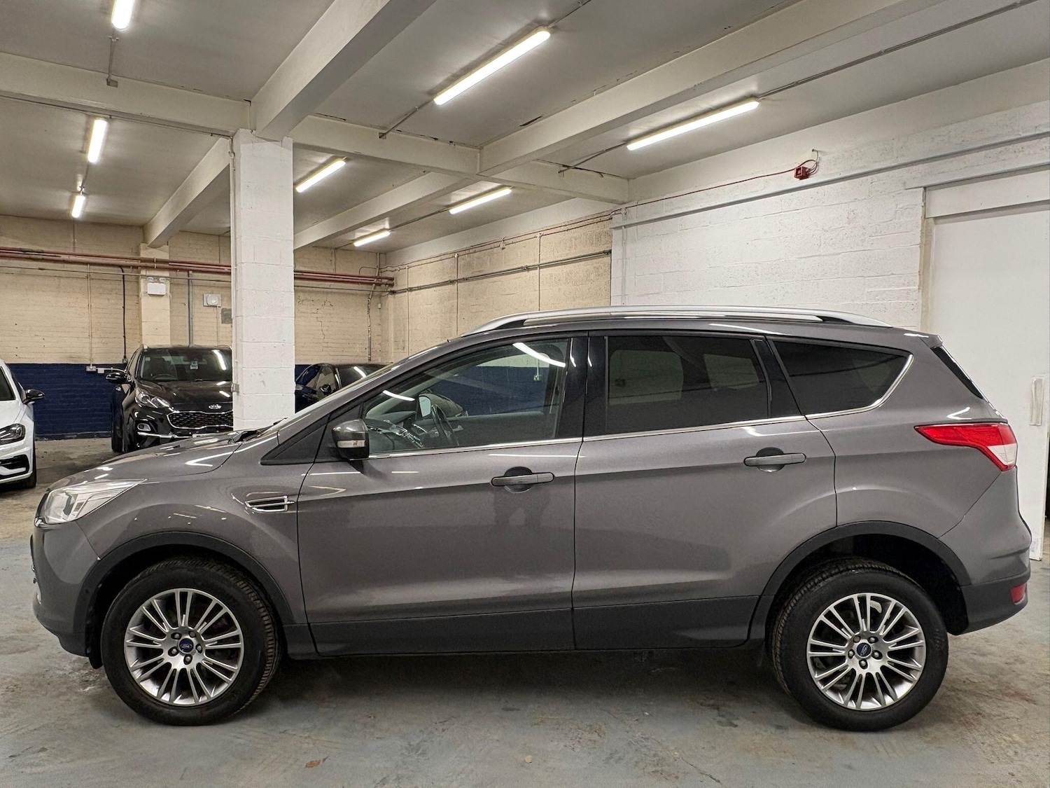 Used Ford Kuga 2014 for sale - 76658874: Photo 24