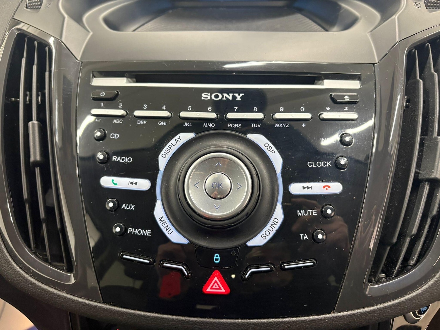 Used Ford Kuga 2014 for sale - 76658874: Photo 38