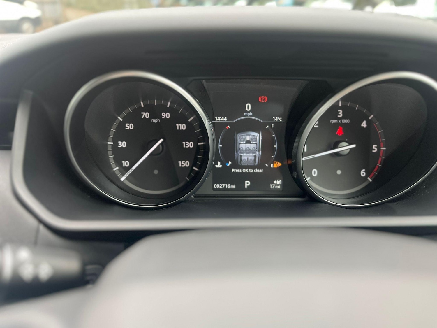 Used Land Rover Discovery 2017 for sale - 76370594: Photo 13
