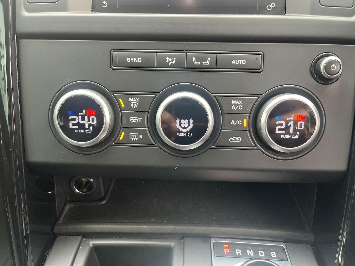 Used Land Rover Discovery 2017 for sale - 76370594: Photo 27
