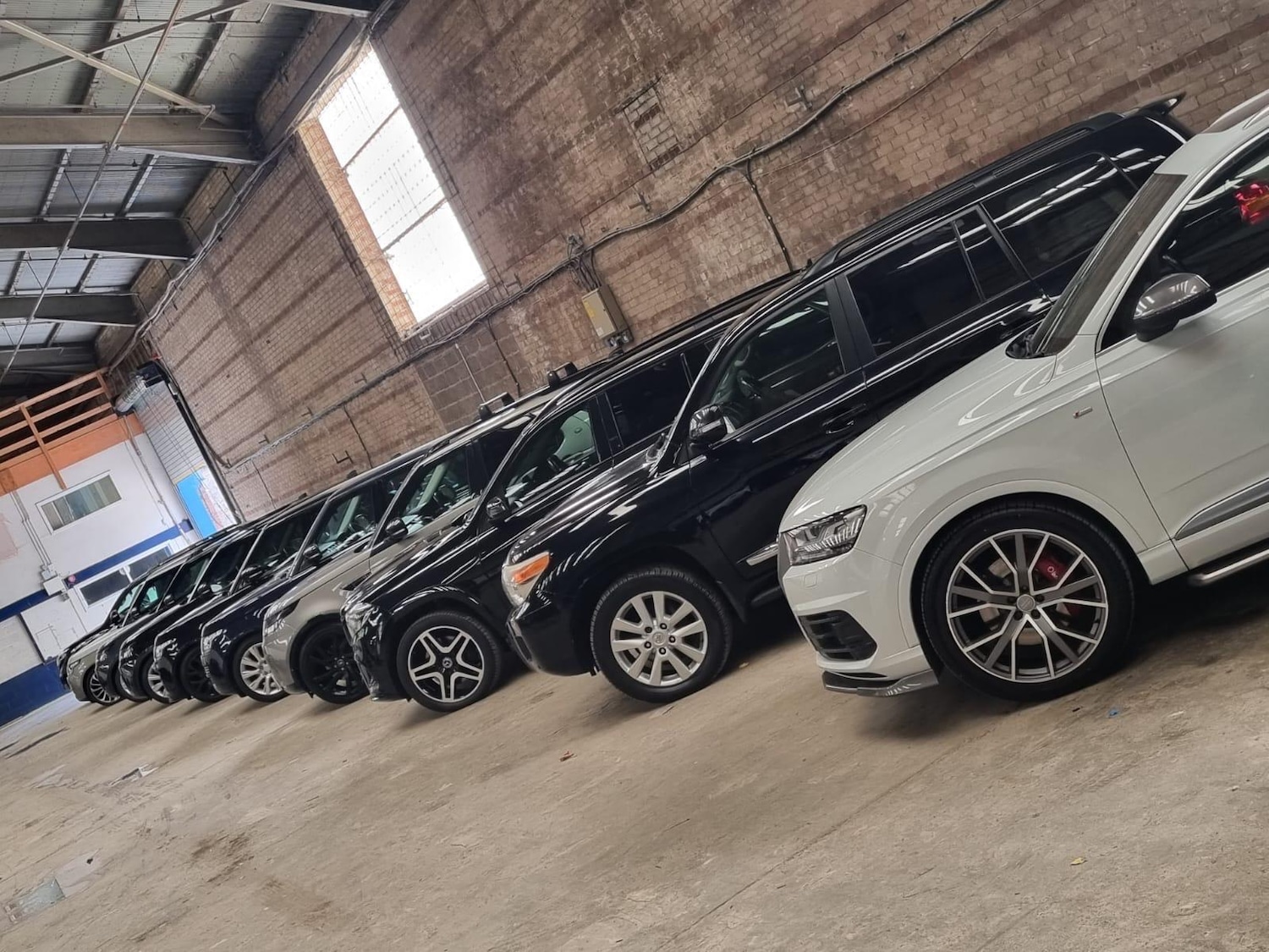 Used Land Rover Discovery 2017 for sale - 76370594: Photo 60