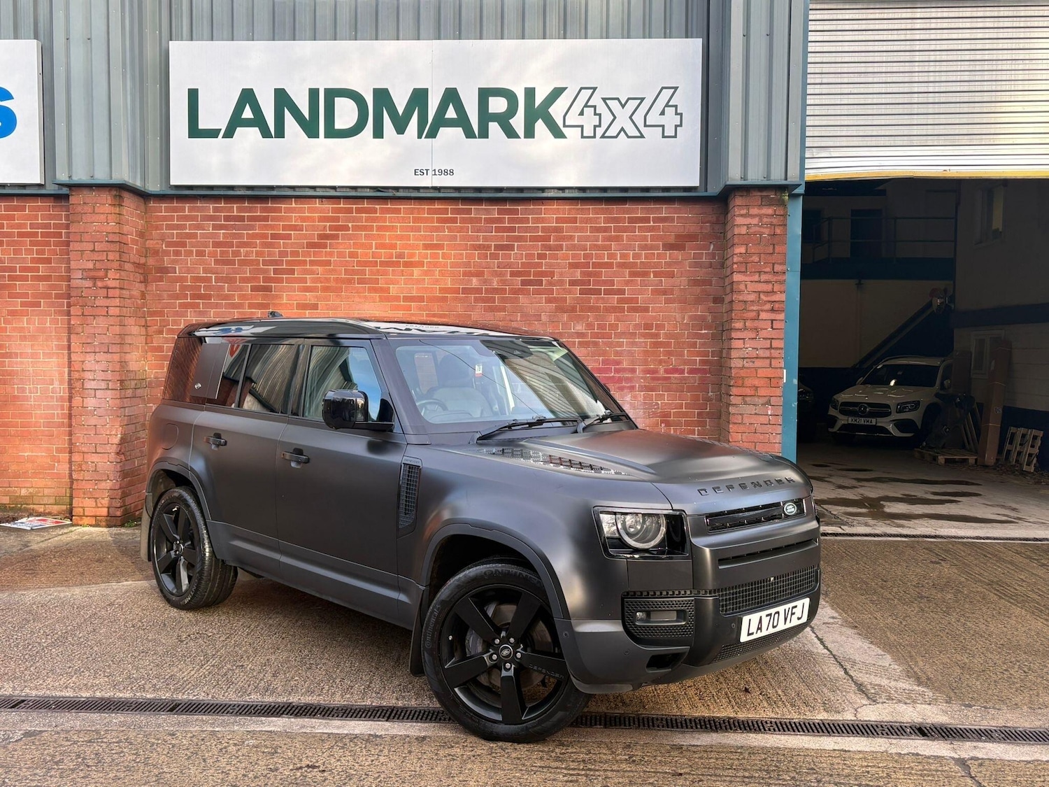 Used Land Rover Defender 2021 for sale - 77191592: Photo 22