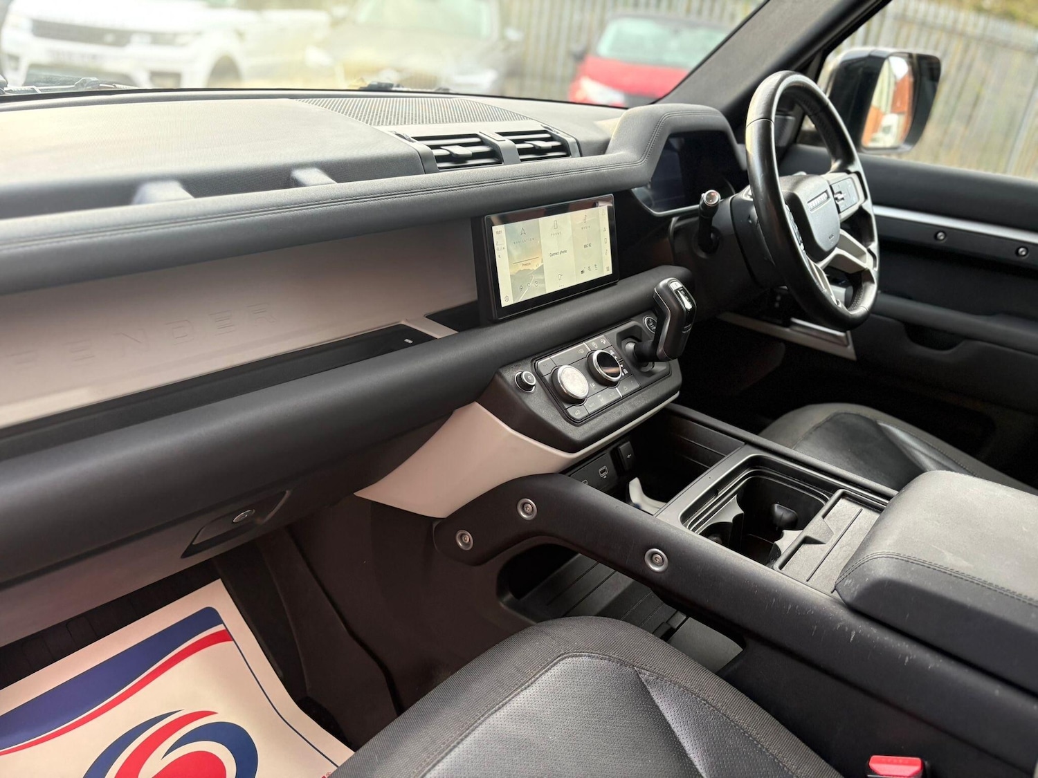 Used Land Rover Defender 2021 for sale - 77191592: Photo 44