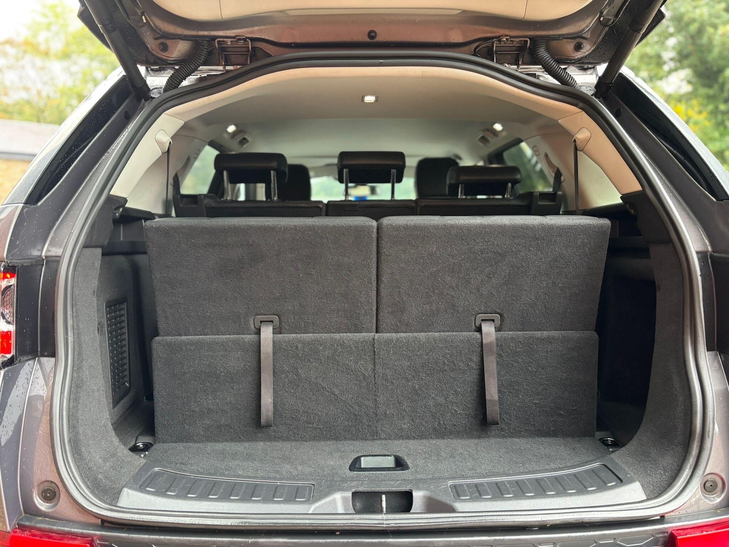 Used Land Rover Discovery Sport 2016 for sale - 76865281: Photo 16