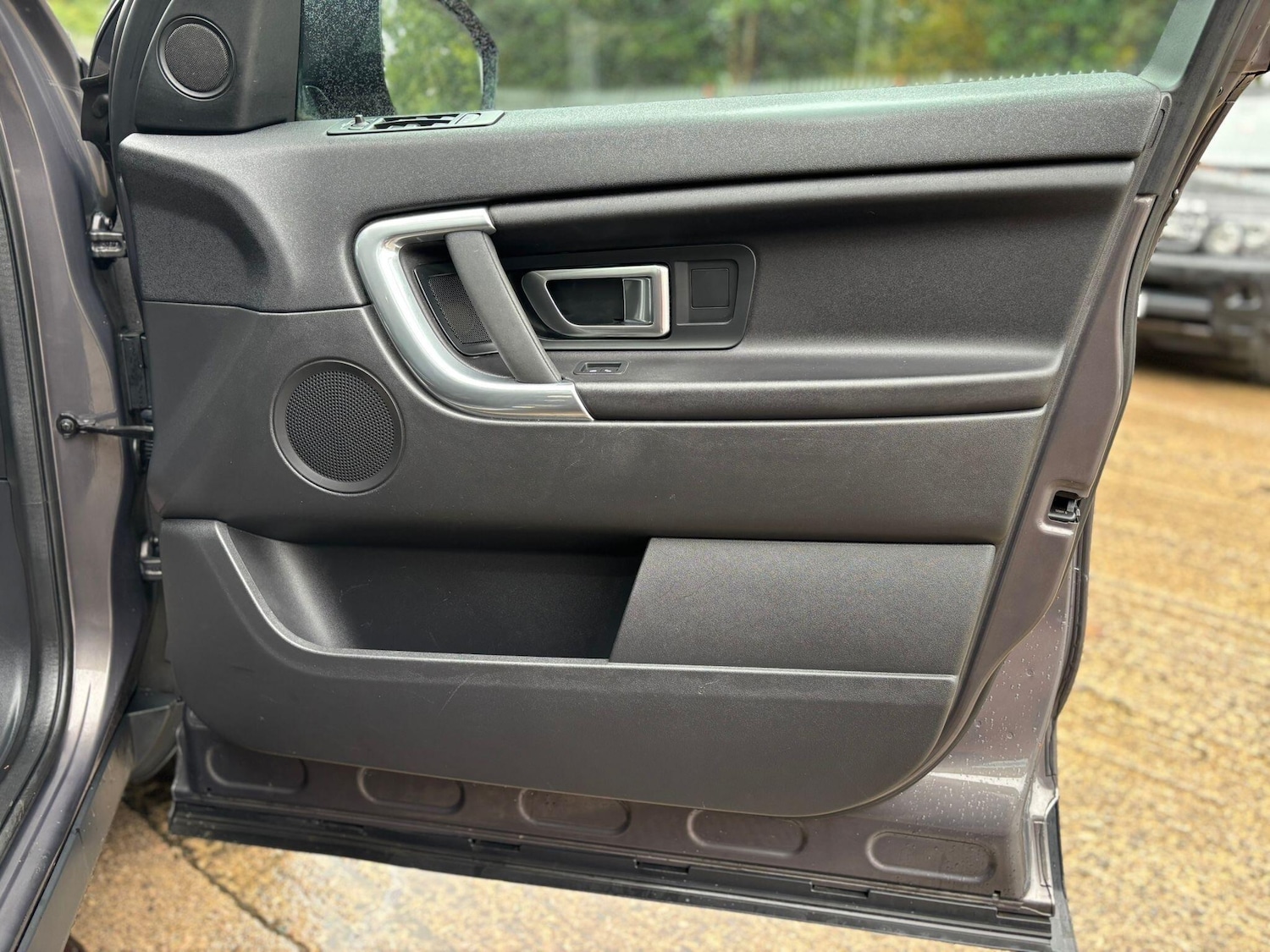 Used Land Rover Discovery Sport 2016 for sale - 76865281: Photo 29