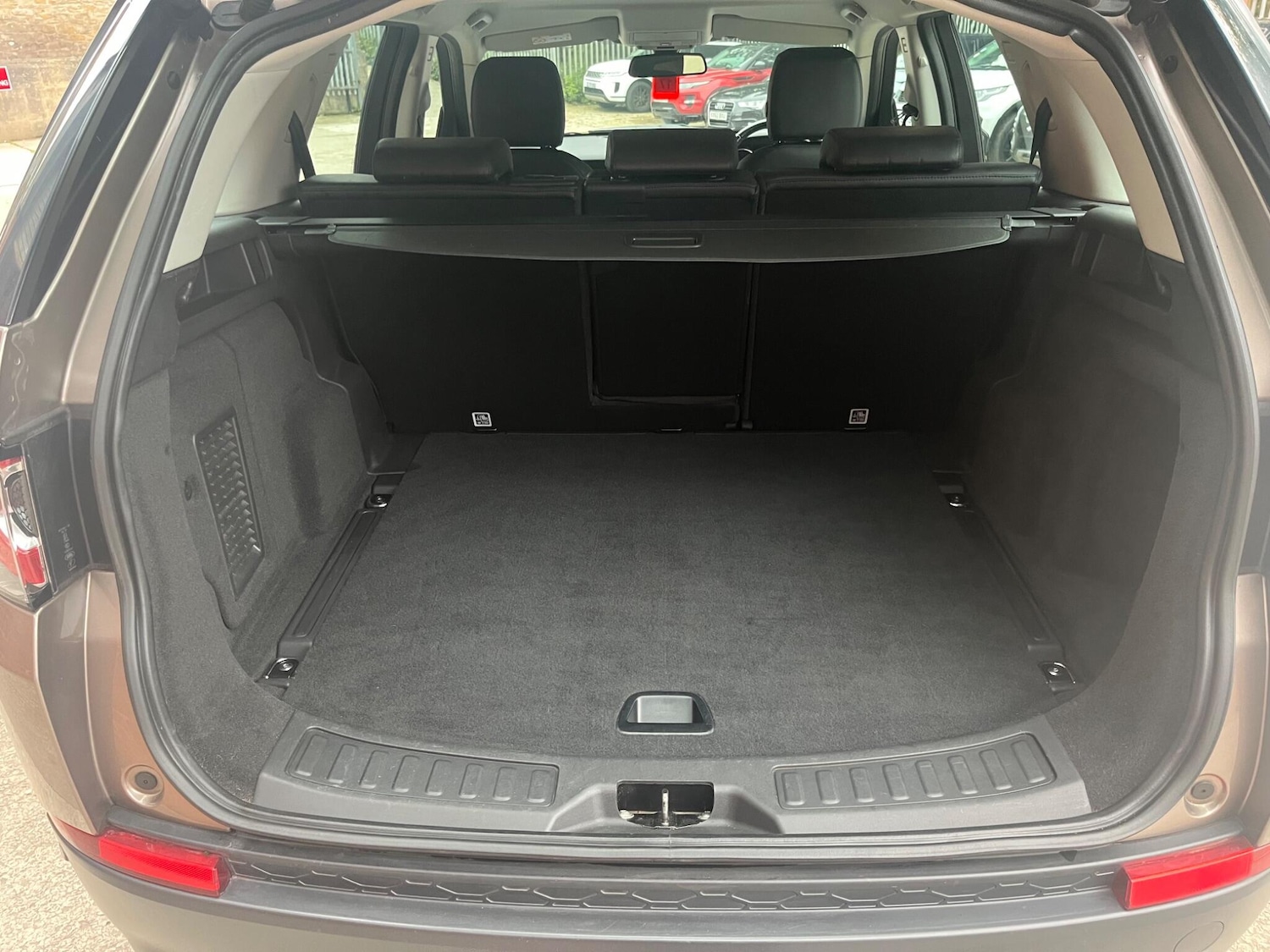 Used Land Rover Discovery Sport 2016 for sale - 76152242: Photo 21