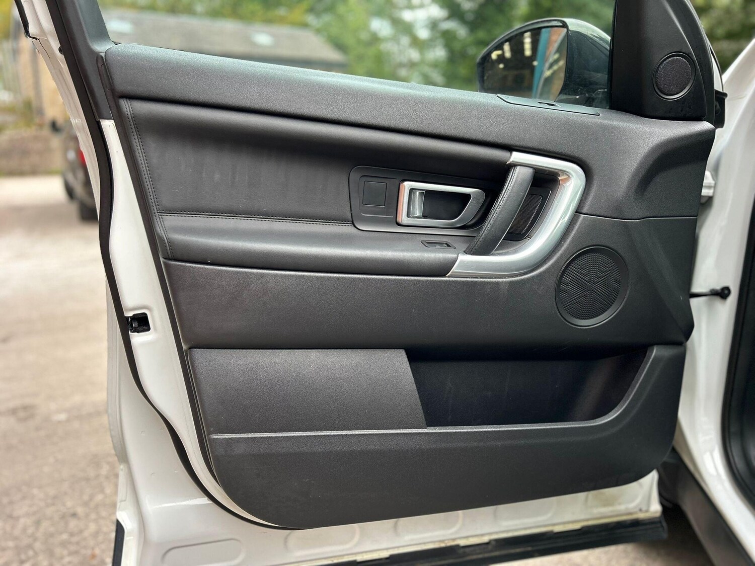 Used Land Rover Discovery Sport 2016 for sale - 75687623: Photo 22