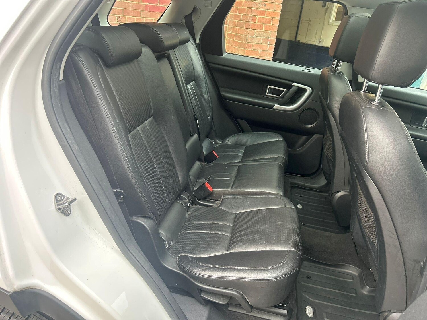 Used Land Rover Discovery Sport 2016 for sale - 75687623: Photo 29