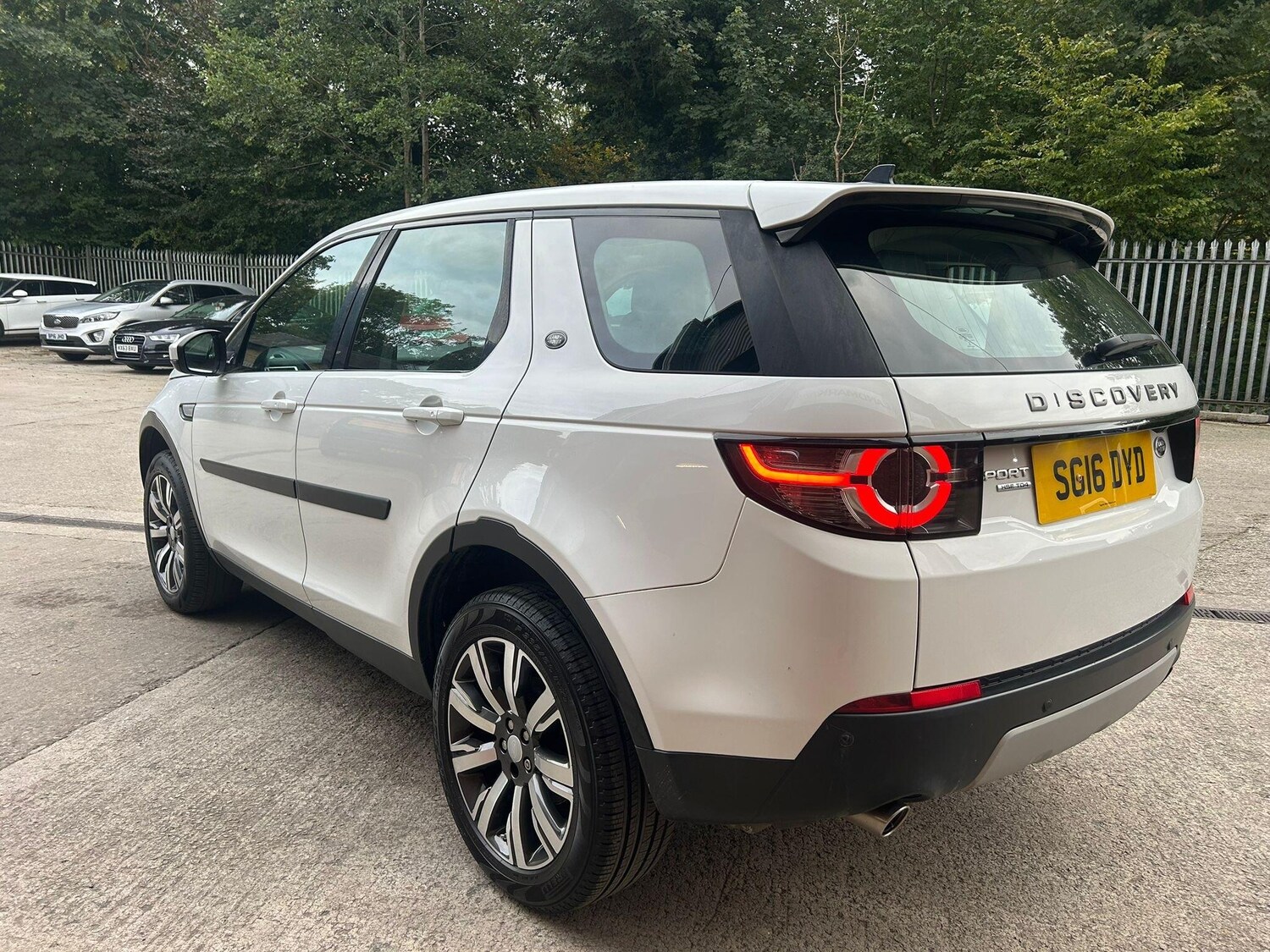 Used Land Rover Discovery Sport 2016 for sale - 75687623: Photo 37