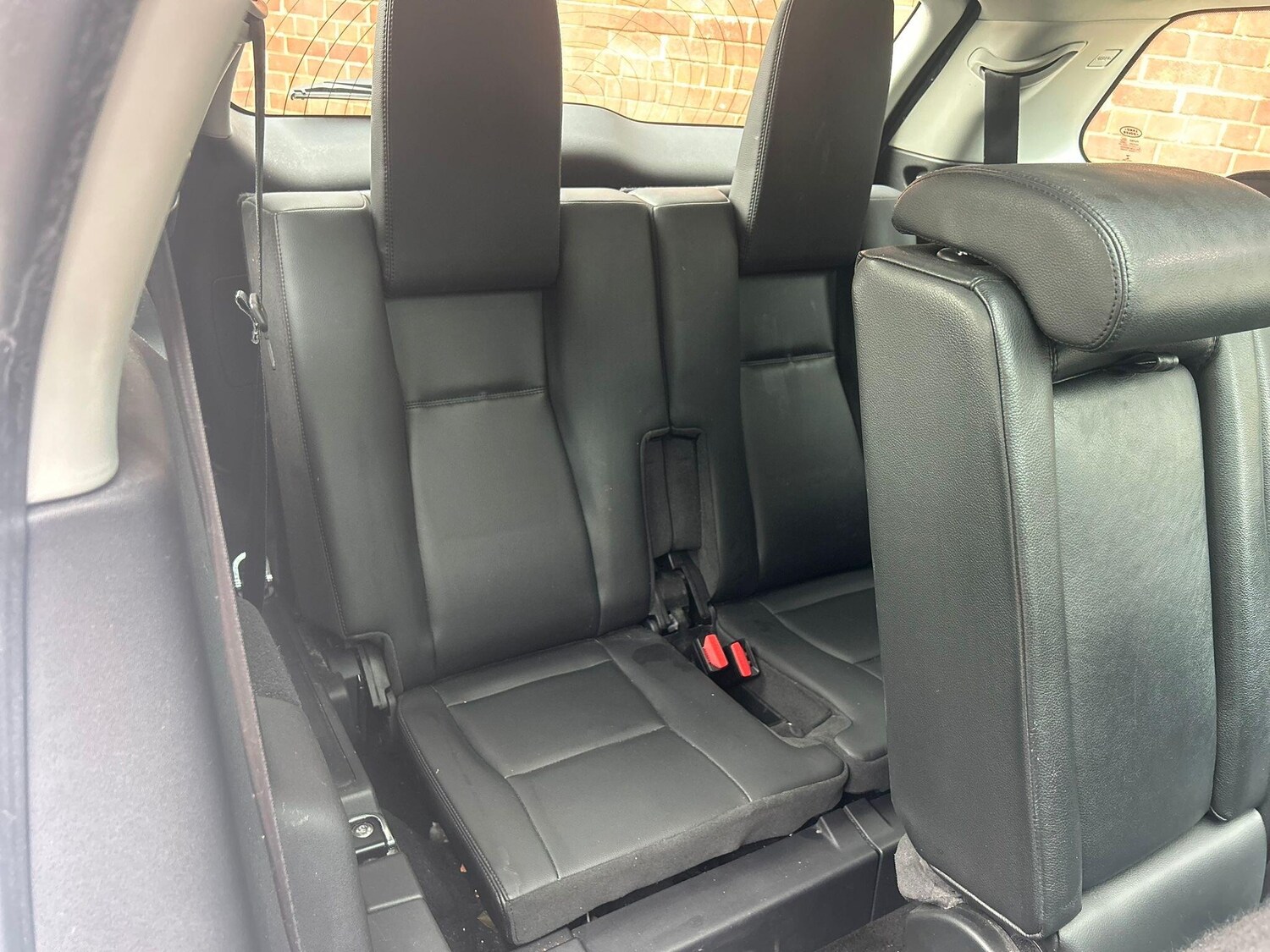 Used Land Rover Discovery Sport 2016 for sale - 75687623: Photo 51