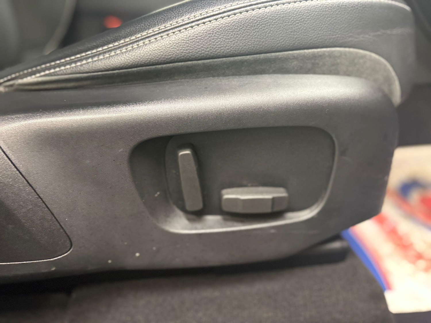 Used Land Rover Range Rover Velar 2018 for sale - 76898930: Photo 13