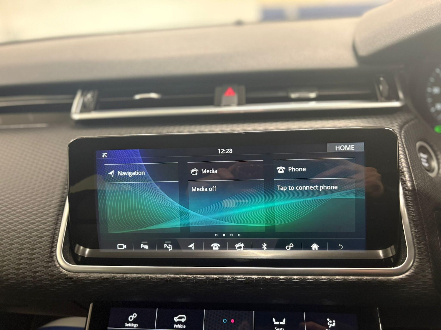 Used Land Rover Range Rover Velar 2018 for sale - 76898930: Photo 24