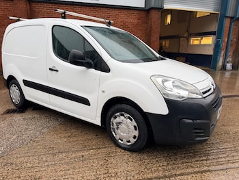 Used Citroen Berlingo 2017 for sale - 77082046: Photo