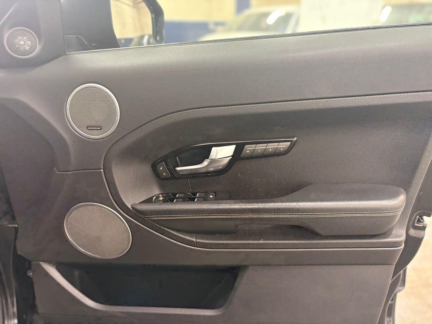 Used Land Rover Range Rover Evoque 2015 for sale - 77155315: Photo 15