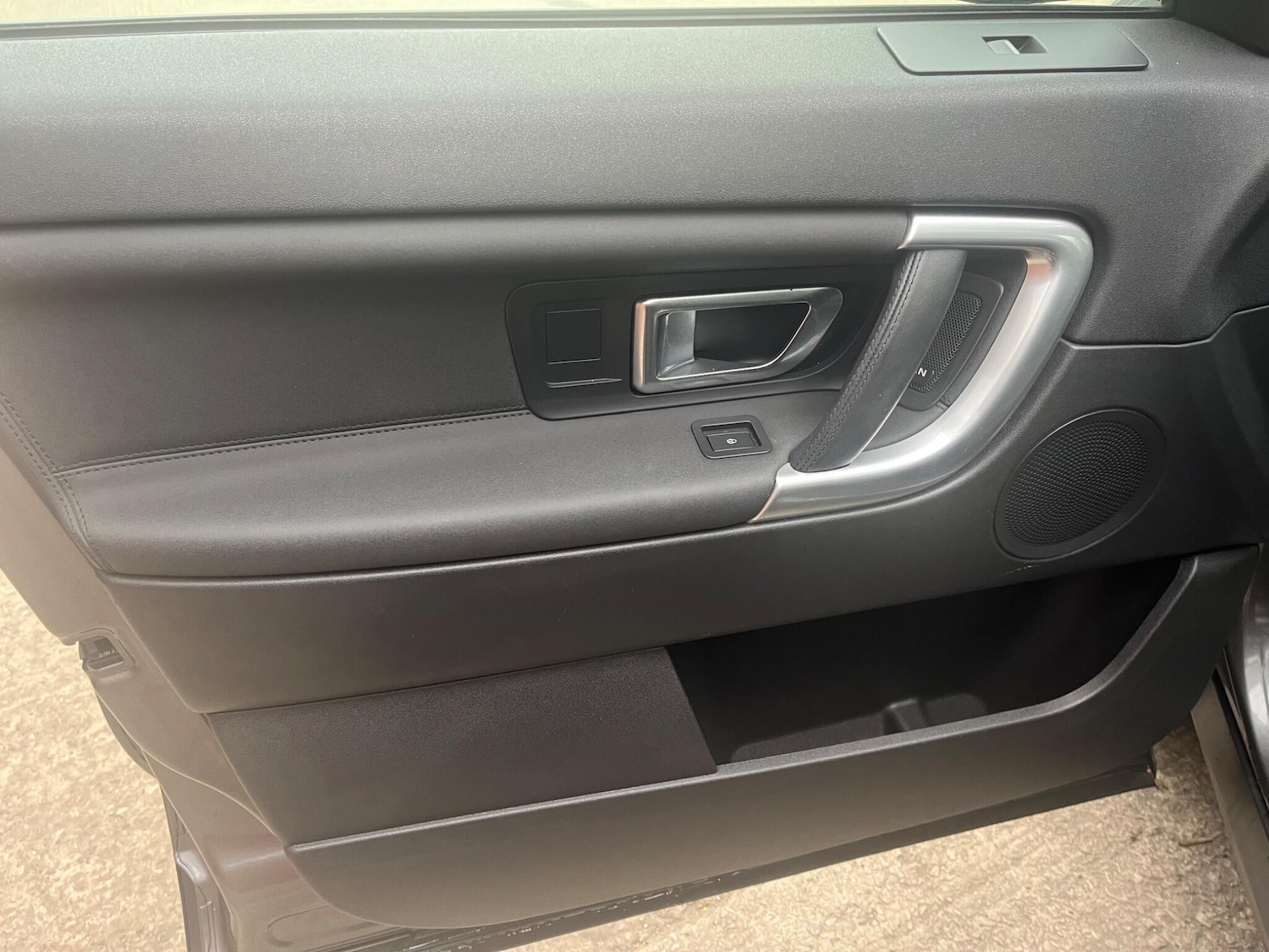 Used Land Rover Discovery Sport 2018 for sale - 76083811: Photo 19