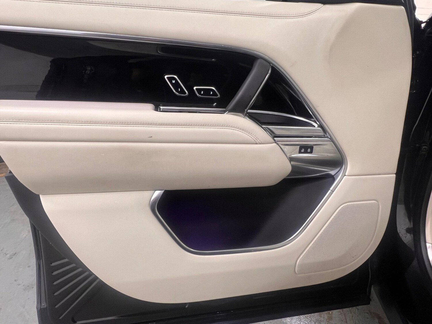 Used Land Rover Range Rover 2022 for sale - 76865278: Photo 27