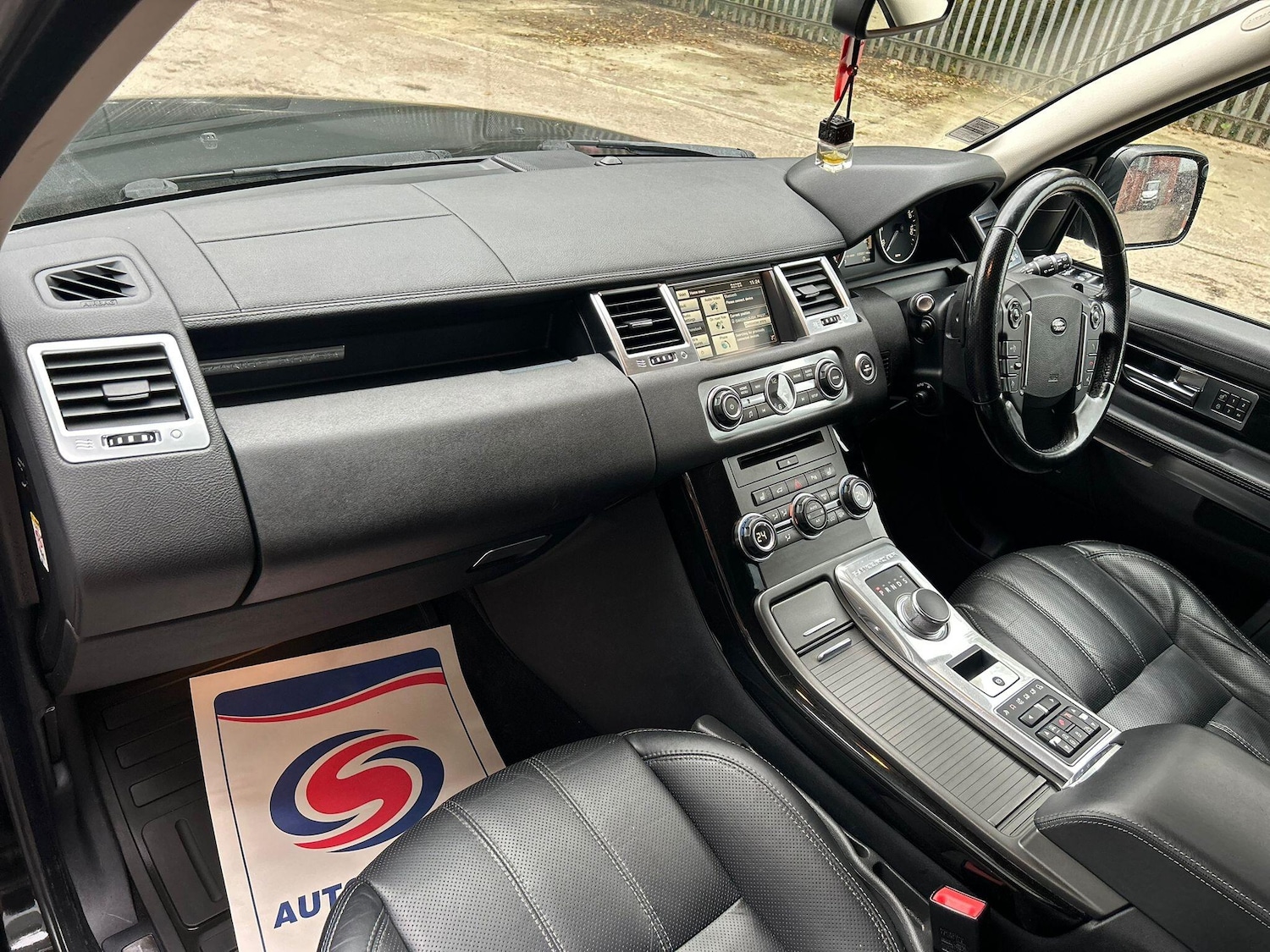 Used Land Rover Range Rover Sport 2012 for sale - 76584921: Photo 4