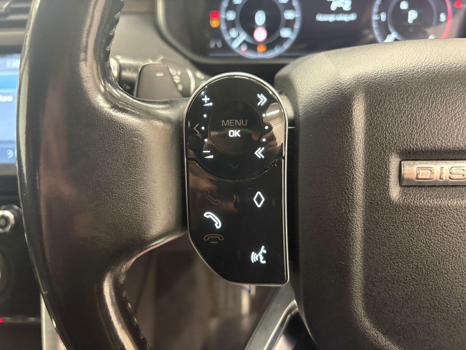 Used Land Rover Discovery 2018 for sale - 76561859: Photo 15