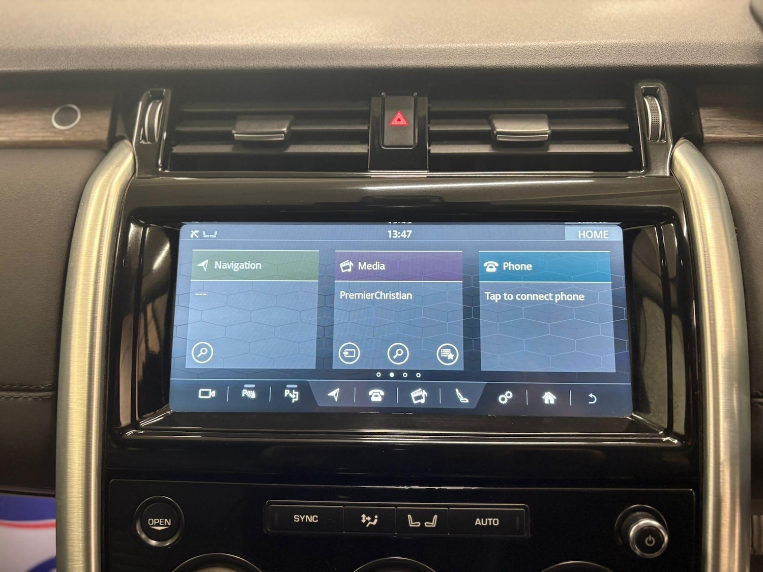 Used Land Rover Discovery 2018 for sale - 76561859: Photo 30