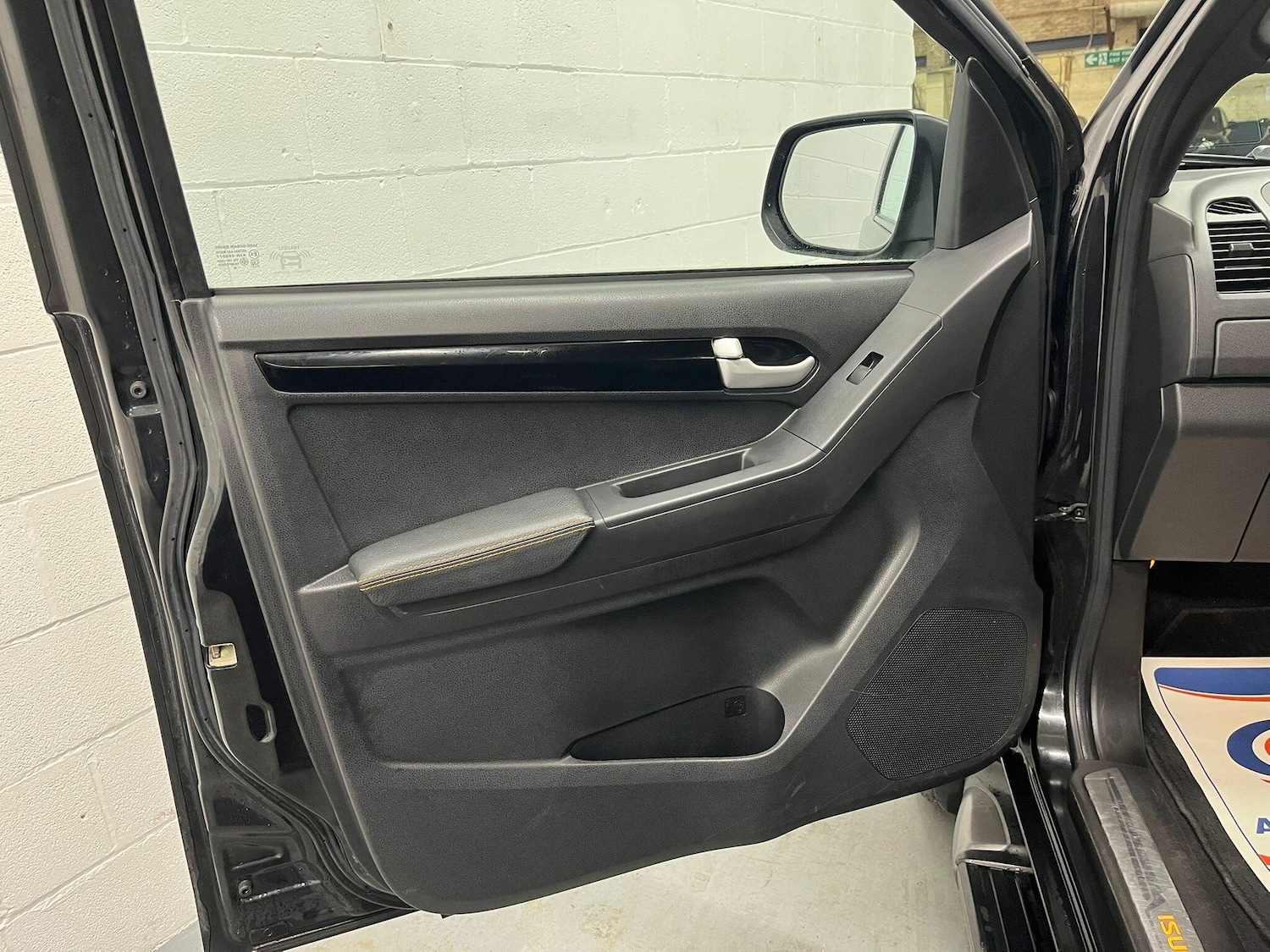 Used Isuzu D-Max 2017 for sale - 77793532: Photo 34