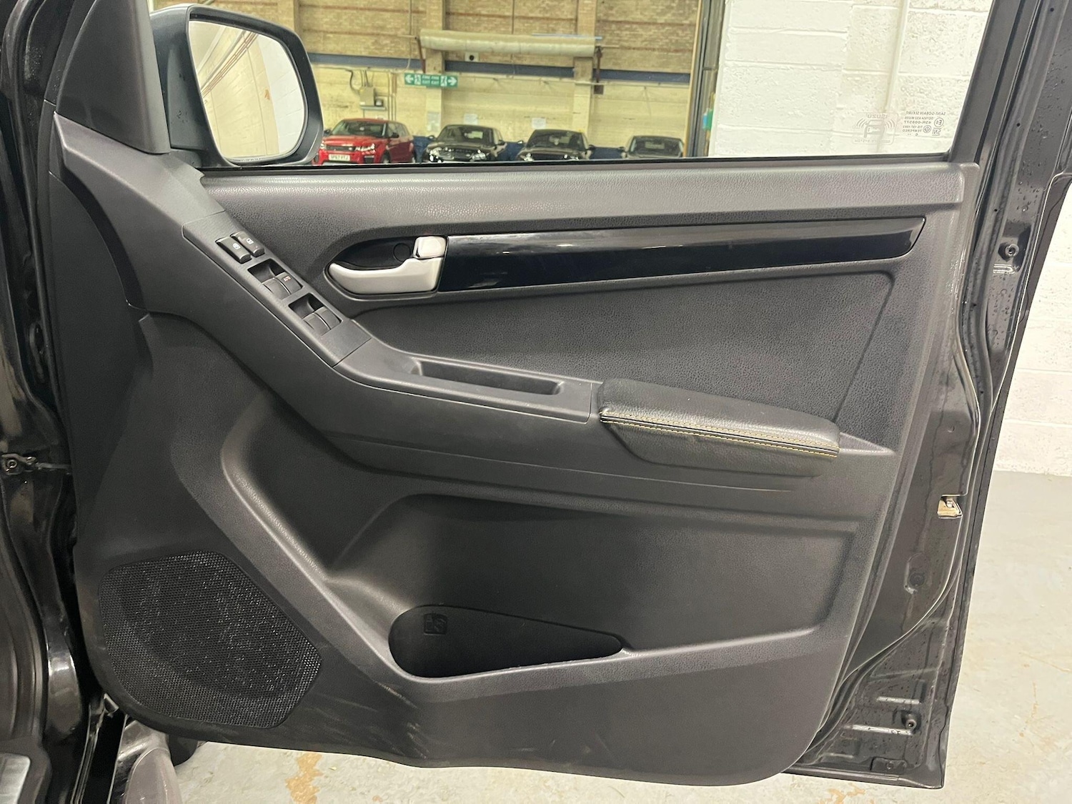 Used Isuzu D-Max 2017 for sale - 77793532: Photo 36