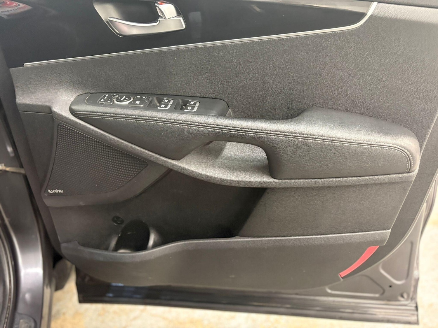 Used Kia Sorento 2016 for sale - 76832257: Photo 33