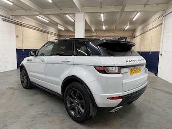 Used Land Rover Range Rover Evoque 2017 for sale - 76166955: Photo