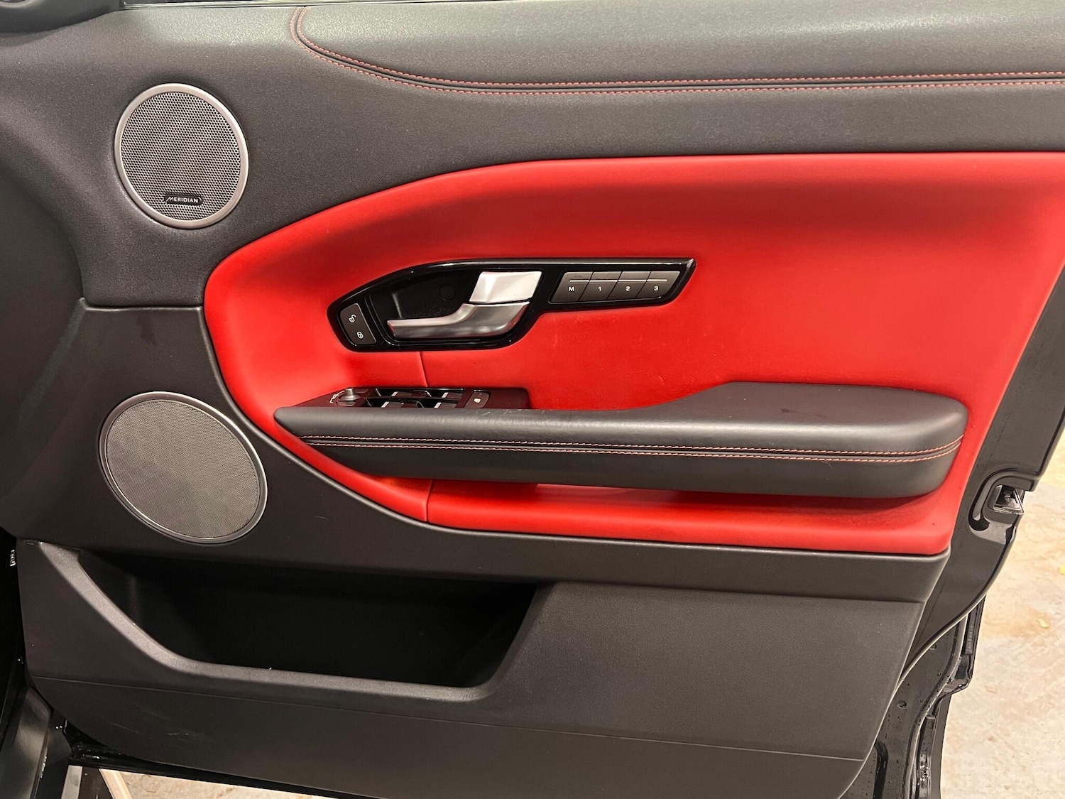 Used Land Rover Range Rover Evoque 2017 for sale - 76832657: Photo 17