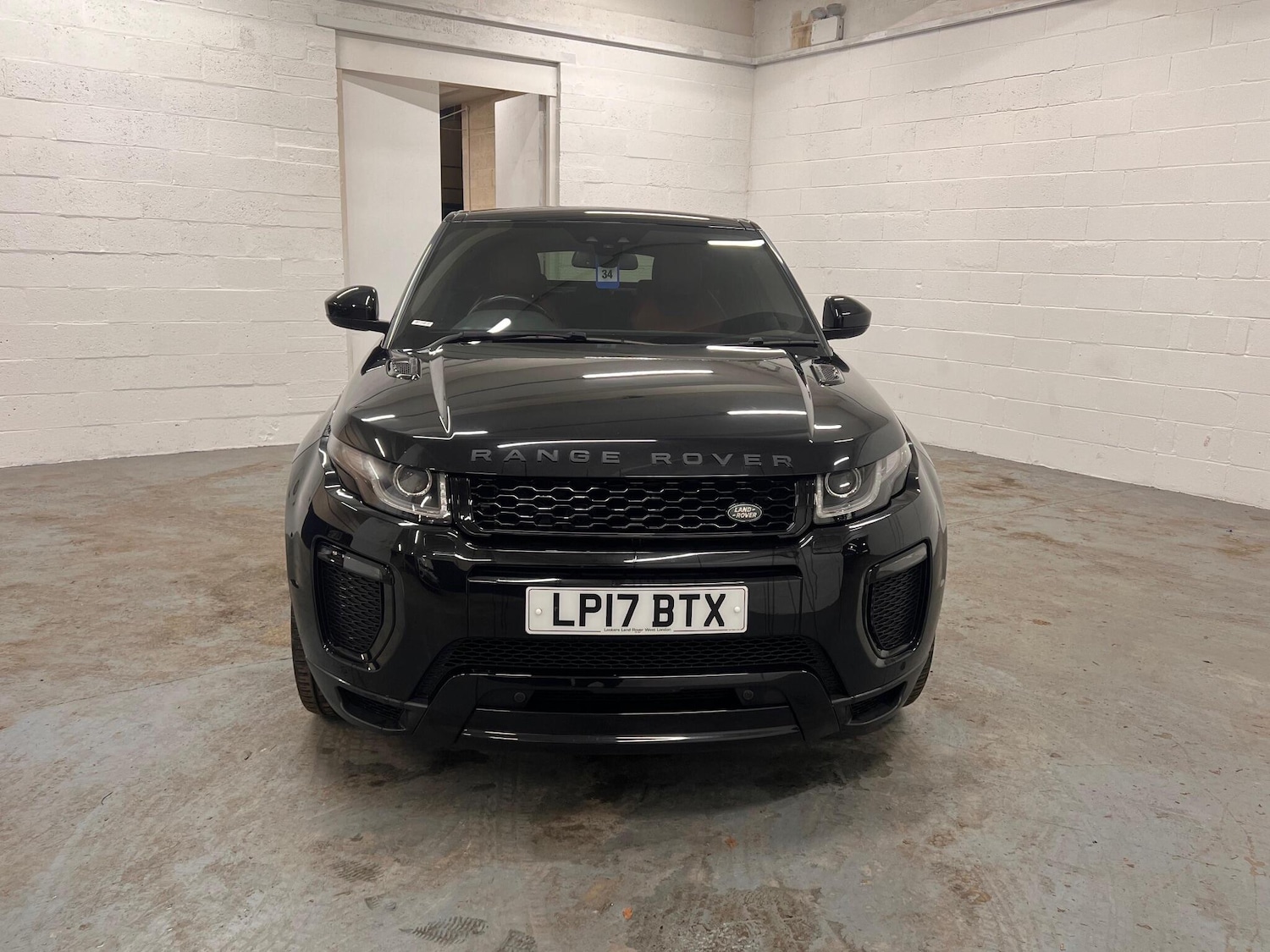 Used Land Rover Range Rover Evoque 2017 for sale - 76832657: Photo 2