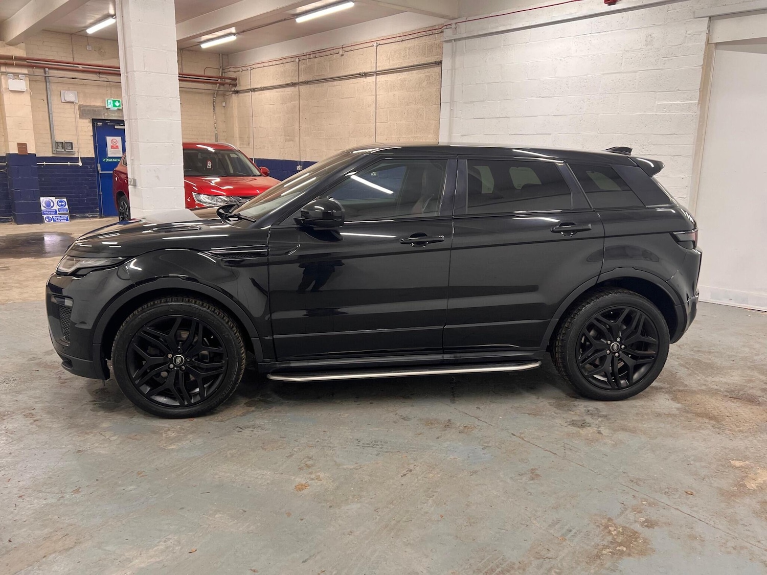 Used Land Rover Range Rover Evoque 2017 for sale - 76832657: Photo 5